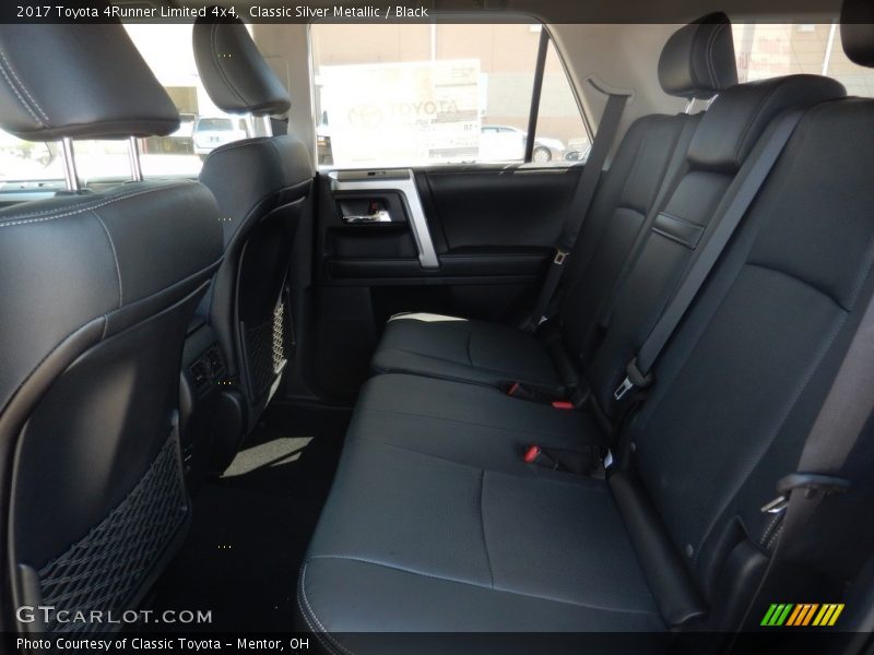 Classic Silver Metallic / Black 2017 Toyota 4Runner Limited 4x4