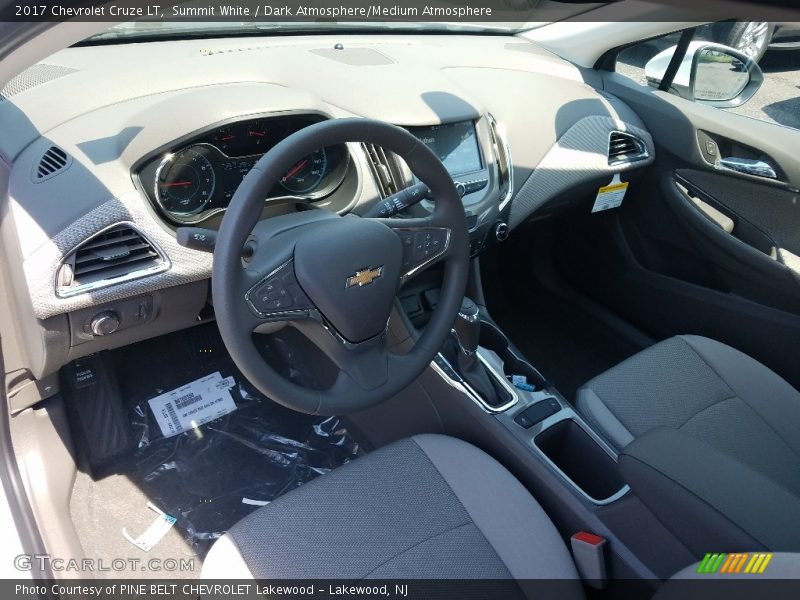 Summit White / Dark Atmosphere/Medium Atmosphere 2017 Chevrolet Cruze LT