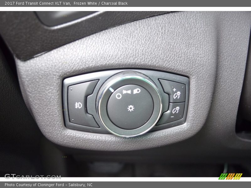 Frozen White / Charcoal Black 2017 Ford Transit Connect XLT Van