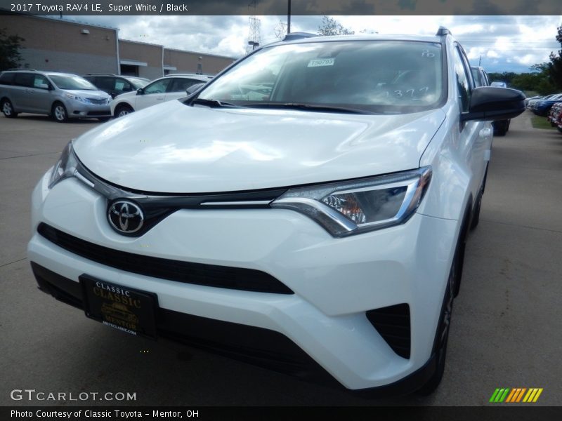 Super White / Black 2017 Toyota RAV4 LE