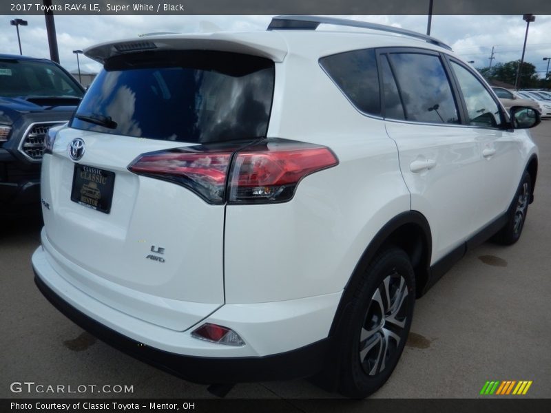 Super White / Black 2017 Toyota RAV4 LE