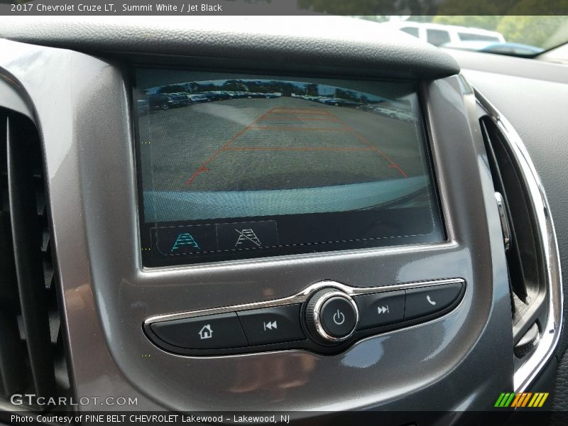 Summit White / Jet Black 2017 Chevrolet Cruze LT