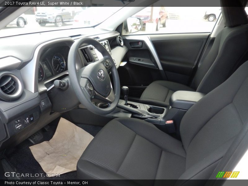 Super White / Black 2017 Toyota RAV4 LE