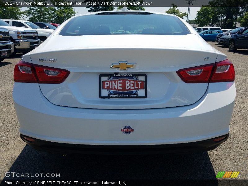 Iridescent Pearl Tricoat / Dark Atmosphere/Loft Brown 2017 Chevrolet Malibu LT