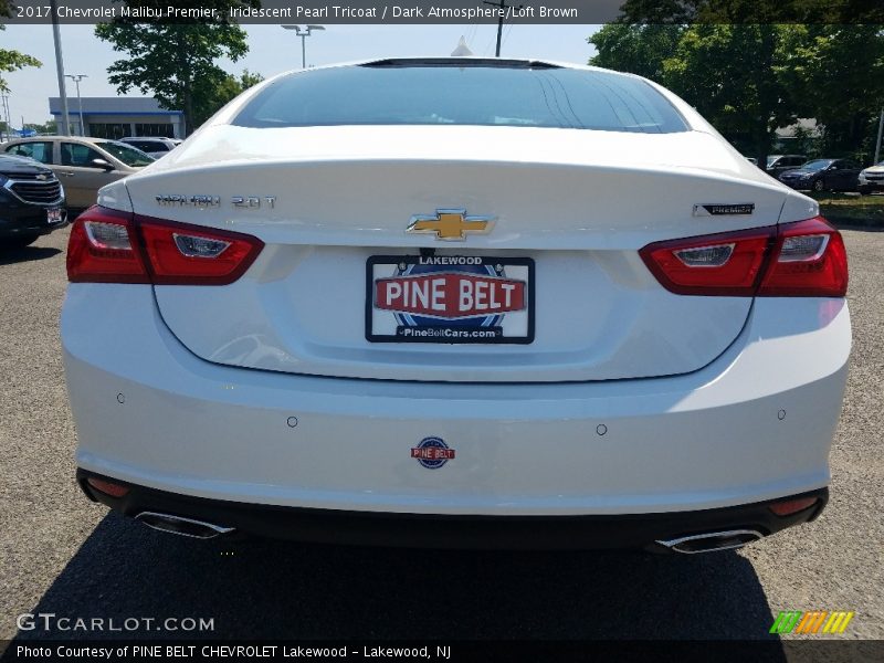 Iridescent Pearl Tricoat / Dark Atmosphere/Loft Brown 2017 Chevrolet Malibu Premier