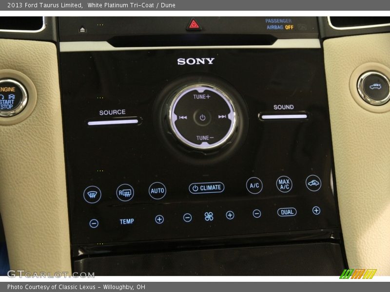 White Platinum Tri-Coat / Dune 2013 Ford Taurus Limited