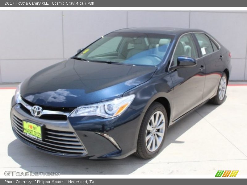 Cosmic Gray Mica / Ash 2017 Toyota Camry XLE