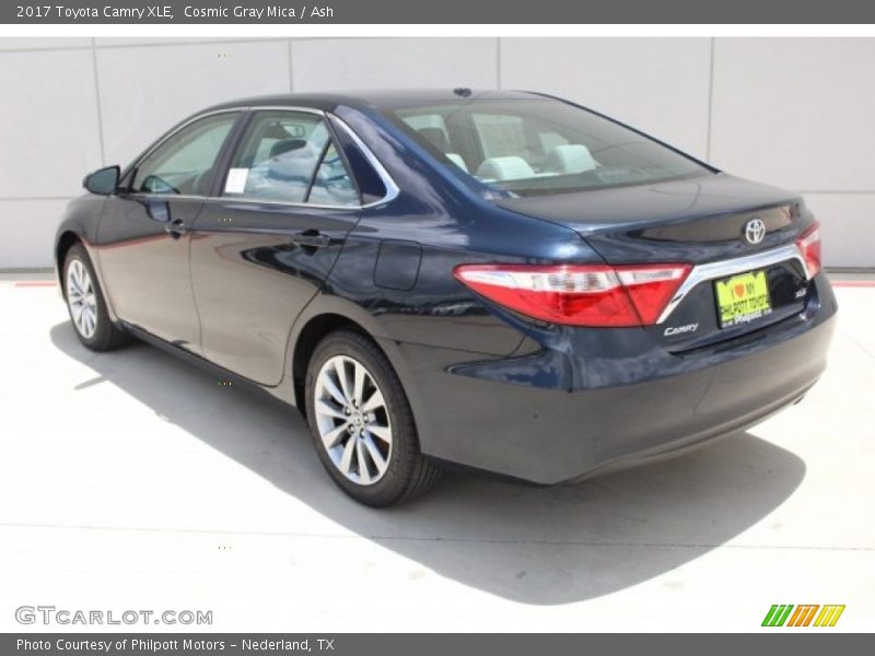 Cosmic Gray Mica / Ash 2017 Toyota Camry XLE