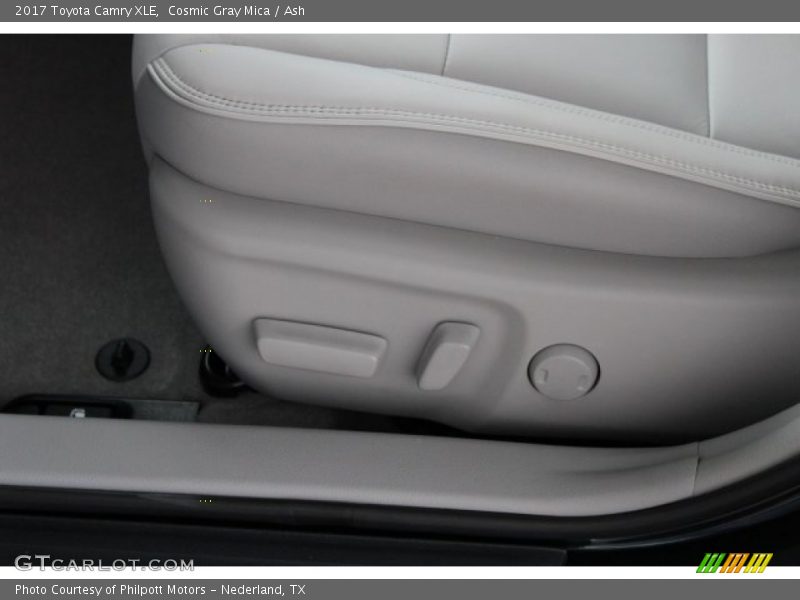 Cosmic Gray Mica / Ash 2017 Toyota Camry XLE