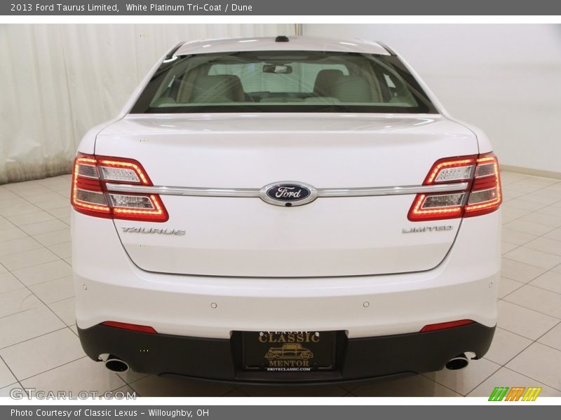 White Platinum Tri-Coat / Dune 2013 Ford Taurus Limited