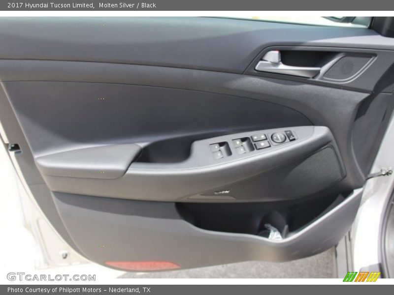 Molten Silver / Black 2017 Hyundai Tucson Limited