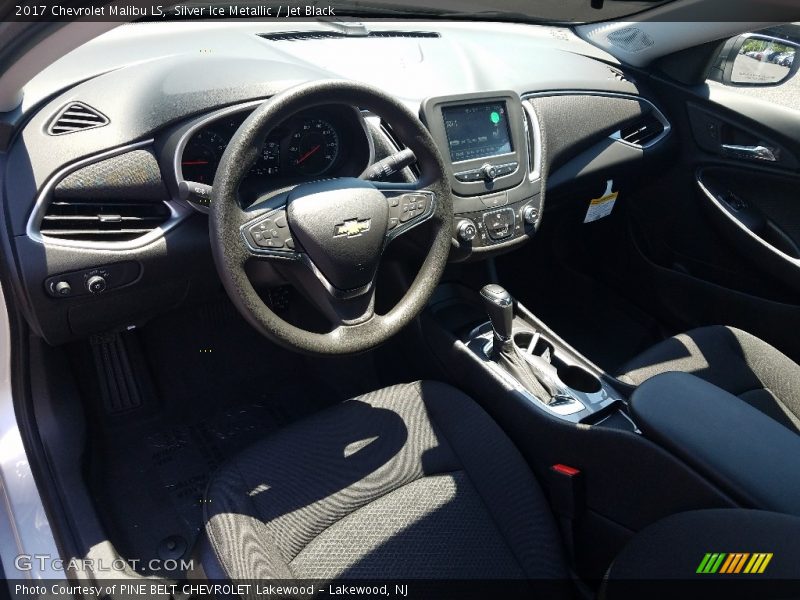 Silver Ice Metallic / Jet Black 2017 Chevrolet Malibu LS