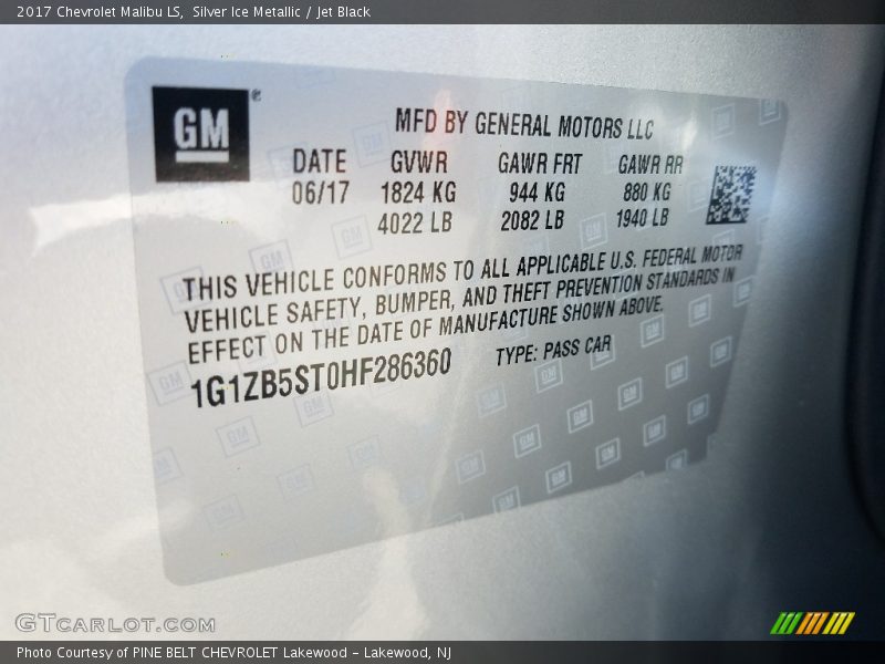 Silver Ice Metallic / Jet Black 2017 Chevrolet Malibu LS