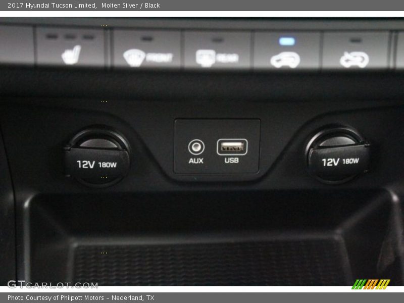 Molten Silver / Black 2017 Hyundai Tucson Limited