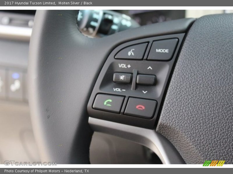 Molten Silver / Black 2017 Hyundai Tucson Limited