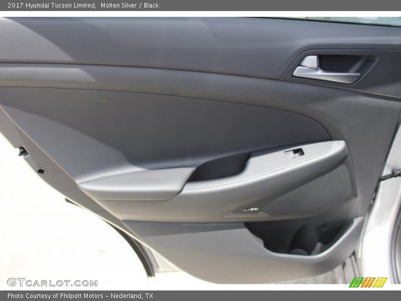 Molten Silver / Black 2017 Hyundai Tucson Limited
