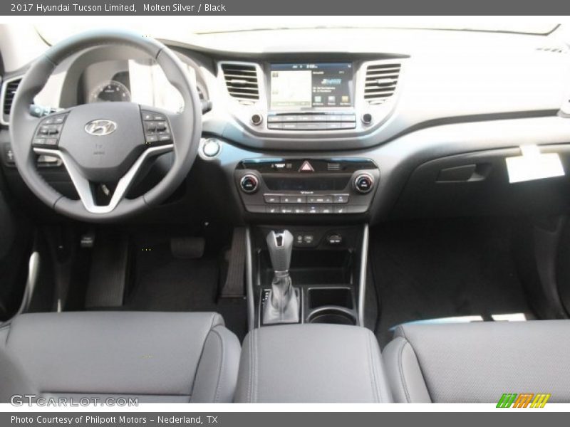 Molten Silver / Black 2017 Hyundai Tucson Limited