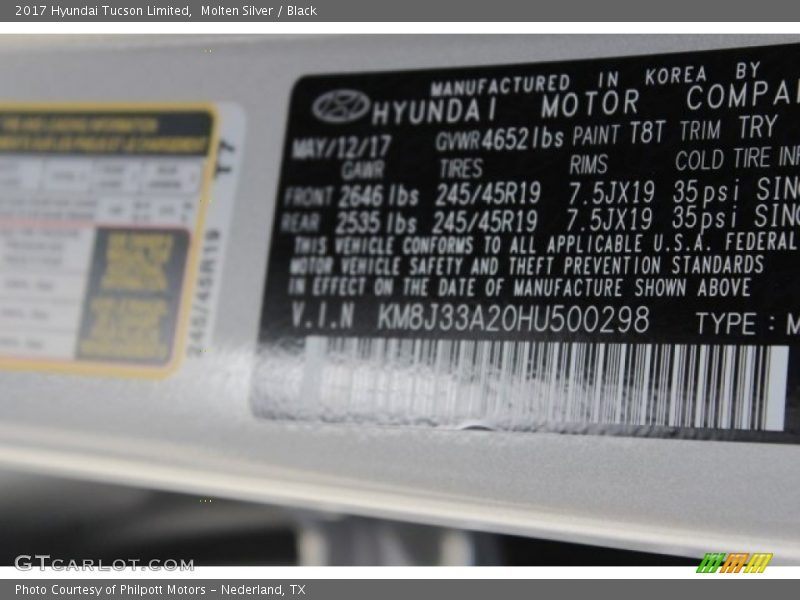 Molten Silver / Black 2017 Hyundai Tucson Limited