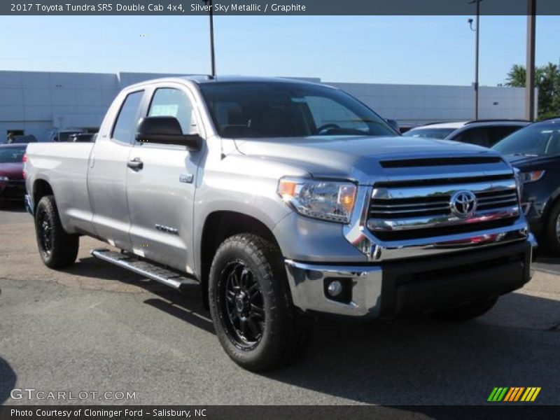 Silver Sky Metallic / Graphite 2017 Toyota Tundra SR5 Double Cab 4x4