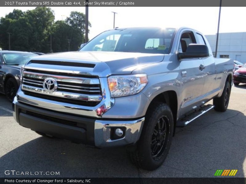 Silver Sky Metallic / Graphite 2017 Toyota Tundra SR5 Double Cab 4x4