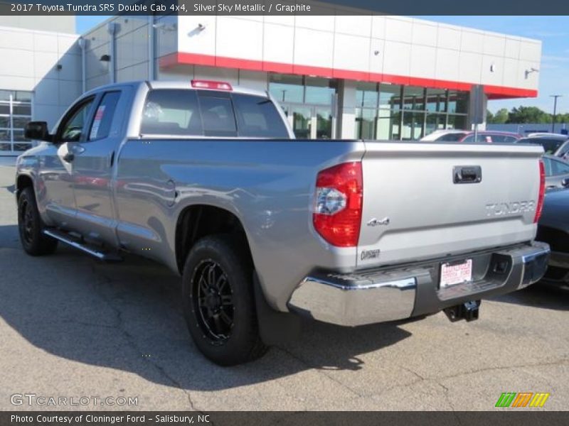 Silver Sky Metallic / Graphite 2017 Toyota Tundra SR5 Double Cab 4x4