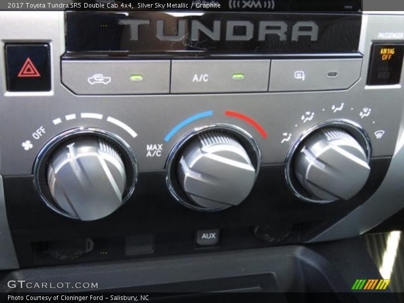 Silver Sky Metallic / Graphite 2017 Toyota Tundra SR5 Double Cab 4x4