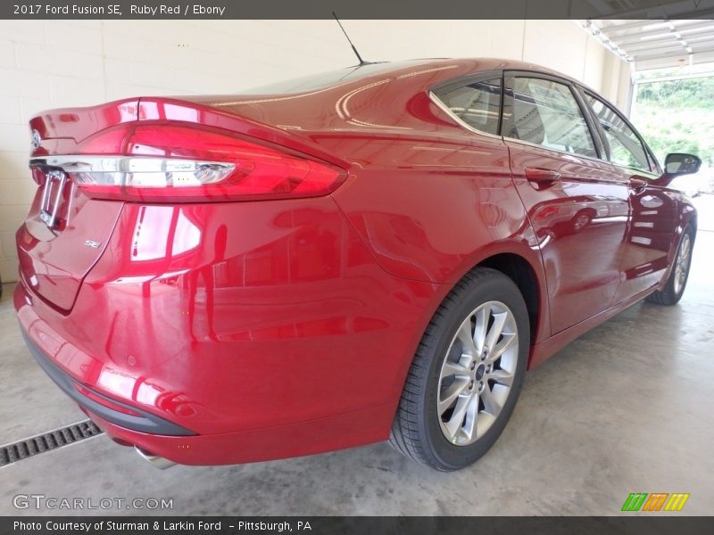 Ruby Red / Ebony 2017 Ford Fusion SE