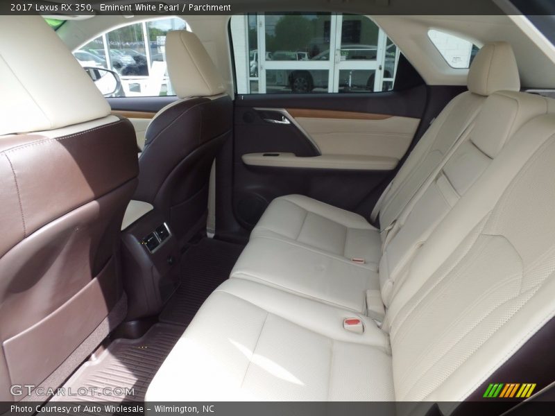 Eminent White Pearl / Parchment 2017 Lexus RX 350
