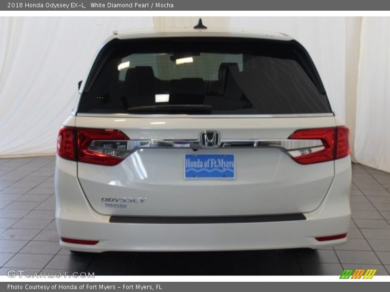 White Diamond Pearl / Mocha 2018 Honda Odyssey EX-L