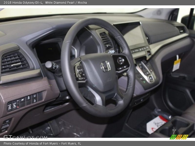 White Diamond Pearl / Mocha 2018 Honda Odyssey EX-L