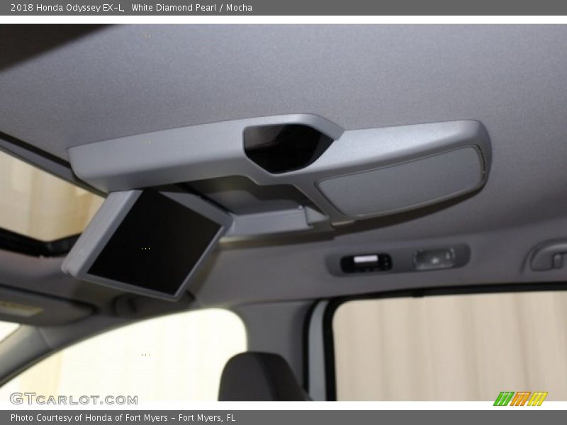 White Diamond Pearl / Mocha 2018 Honda Odyssey EX-L