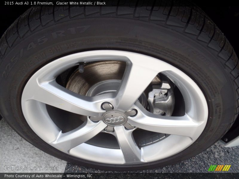 Glacier White Metallic / Black 2015 Audi A3 1.8 Premium