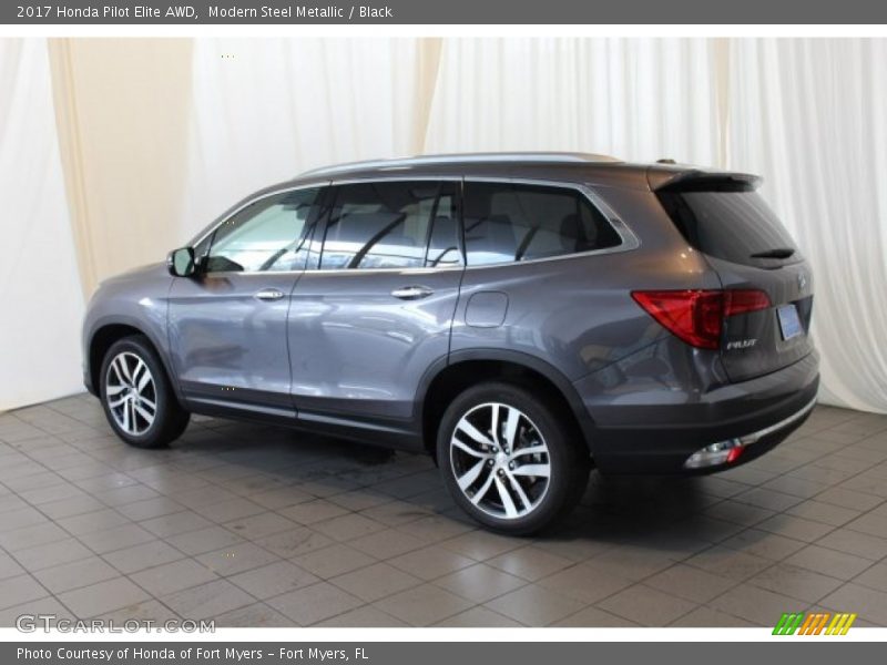 Modern Steel Metallic / Black 2017 Honda Pilot Elite AWD