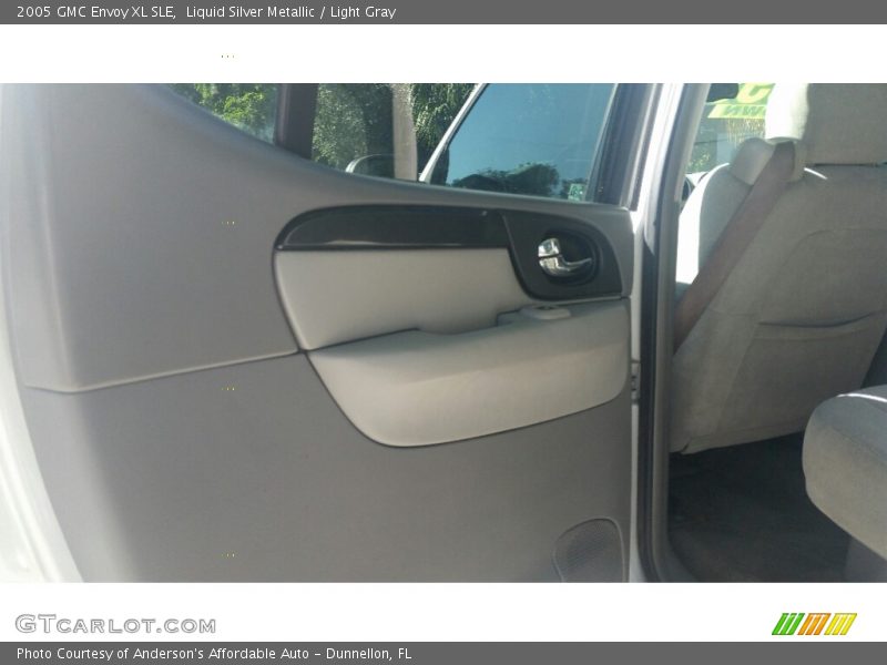 Liquid Silver Metallic / Light Gray 2005 GMC Envoy XL SLE