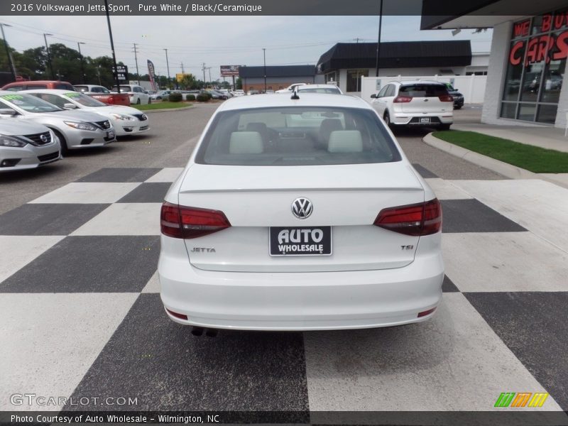 Pure White / Black/Ceramique 2016 Volkswagen Jetta Sport
