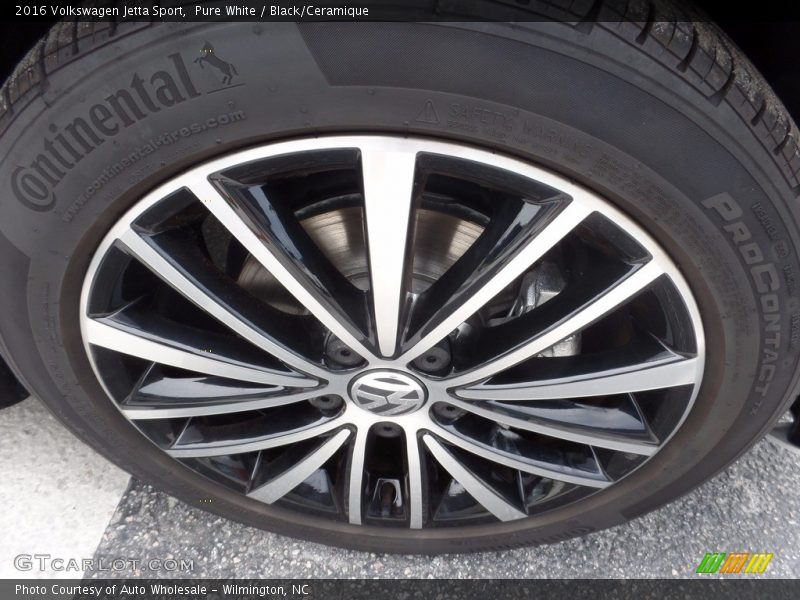 Pure White / Black/Ceramique 2016 Volkswagen Jetta Sport
