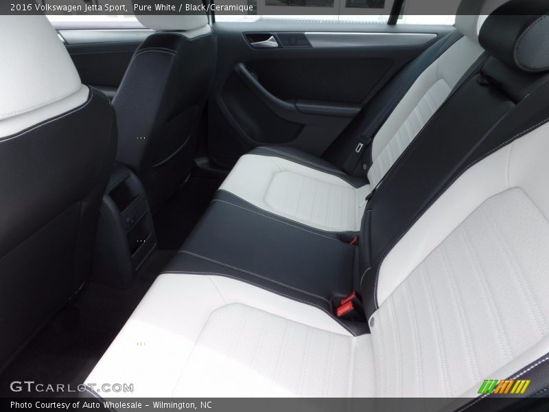 Pure White / Black/Ceramique 2016 Volkswagen Jetta Sport