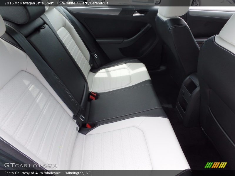 Pure White / Black/Ceramique 2016 Volkswagen Jetta Sport