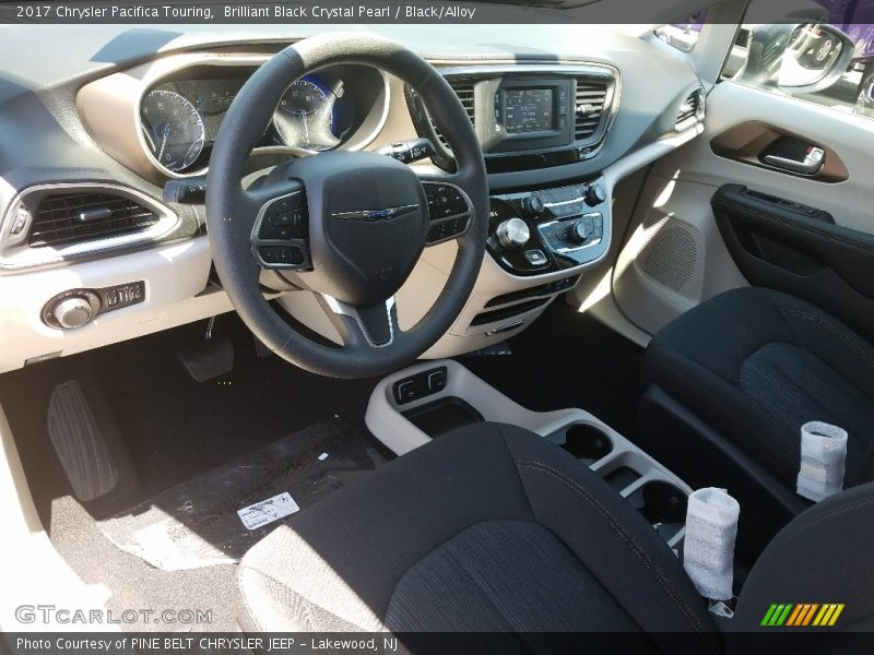 Brilliant Black Crystal Pearl / Black/Alloy 2017 Chrysler Pacifica Touring
