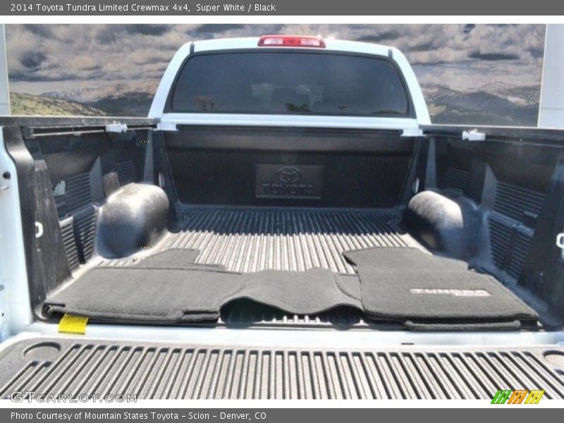 Super White / Black 2014 Toyota Tundra Limited Crewmax 4x4