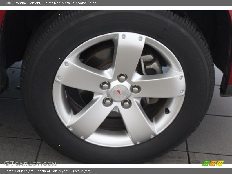 Fever Red Metallic / Sand Beige 2006 Pontiac Torrent