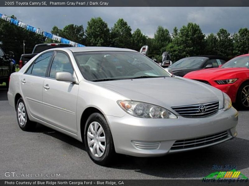 Phantom Gray Pearl / Dark Gray 2005 Toyota Camry SE