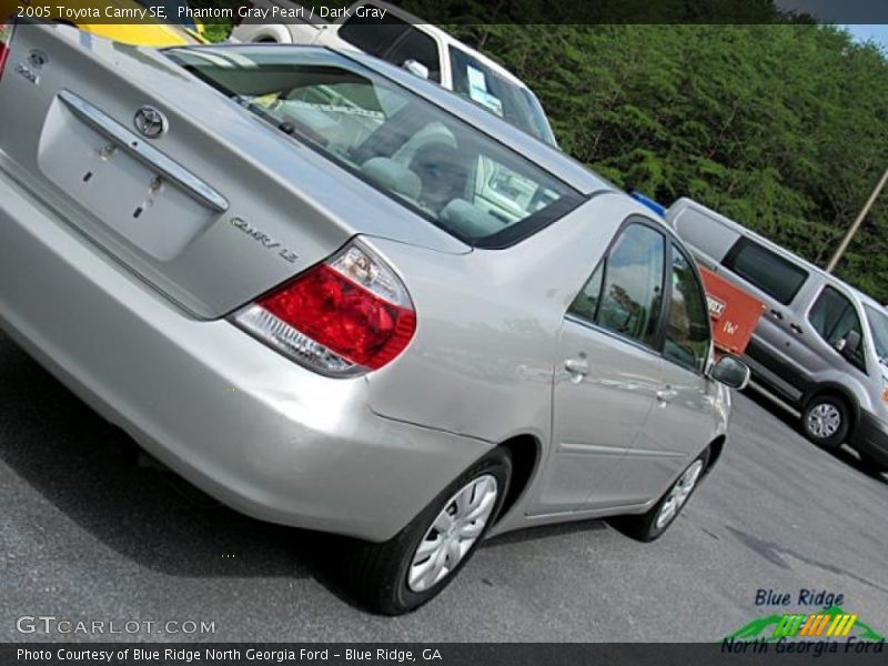Phantom Gray Pearl / Dark Gray 2005 Toyota Camry SE