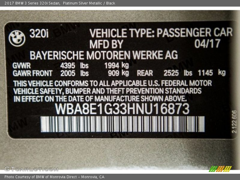 Platinum Silver Metallic / Black 2017 BMW 3 Series 320i Sedan