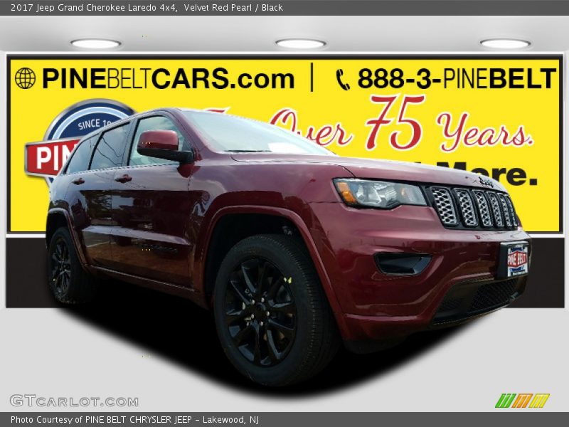Velvet Red Pearl / Black 2017 Jeep Grand Cherokee Laredo 4x4