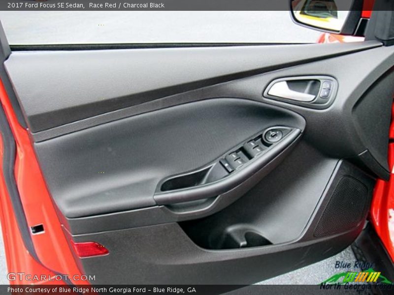 Race Red / Charcoal Black 2017 Ford Focus SE Sedan