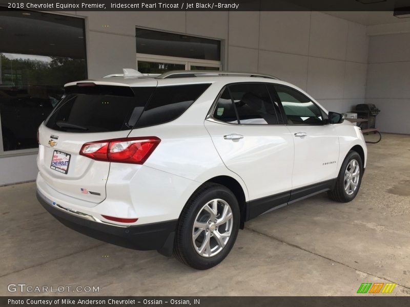 Iridescent Pearl Tricoat / Jet Black/­Brandy 2018 Chevrolet Equinox Premier