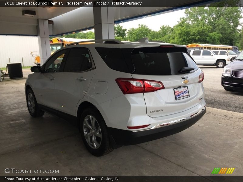 Iridescent Pearl Tricoat / Jet Black/­Brandy 2018 Chevrolet Equinox Premier
