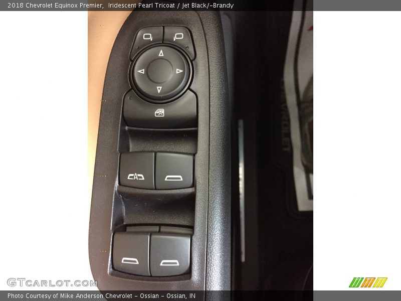 Iridescent Pearl Tricoat / Jet Black/­Brandy 2018 Chevrolet Equinox Premier