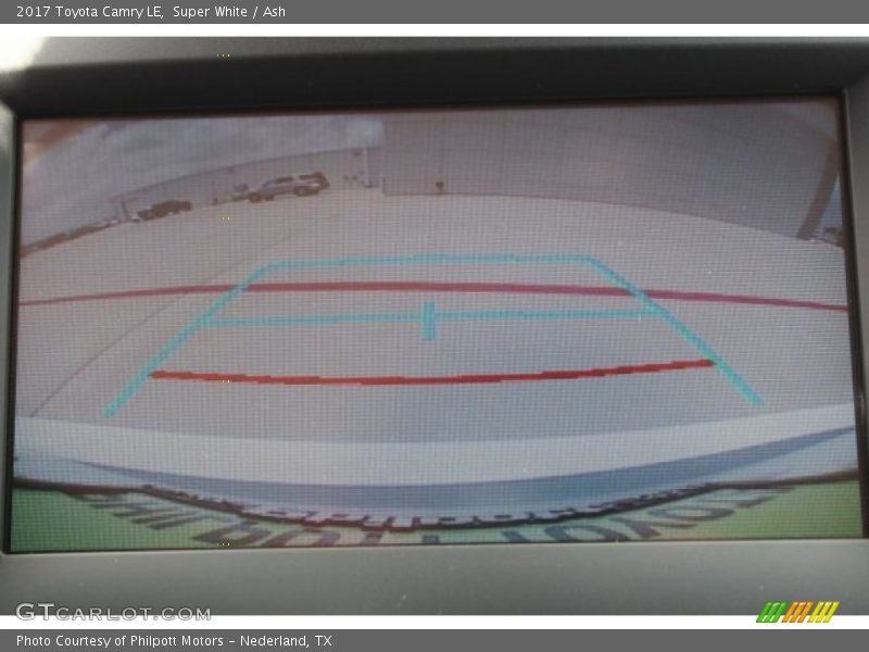 Super White / Ash 2017 Toyota Camry LE